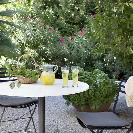 Bay Residences Rodhodháfni